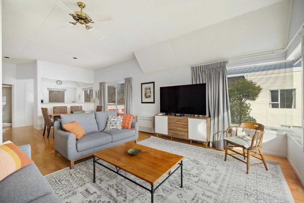 Apartamento Charming Views Wanaka Exterior foto